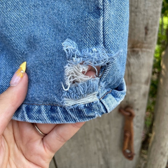 Tommy Hilfiger Denim Shorts - Picture 3 of 5